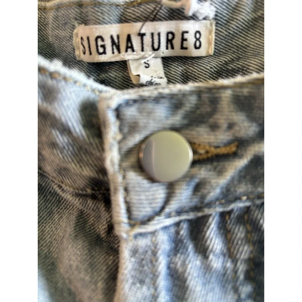 Signature 8 Blue Denim Jean Cut-Off Frayed Distressed Shorts Small 26 Waist NWT